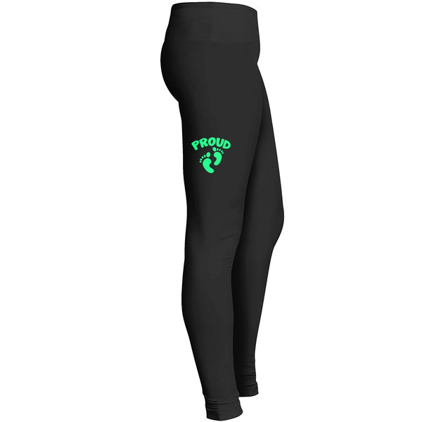 Proud Grandma With Cute Little Maternity Feet Tshirt 5 2 Leggings