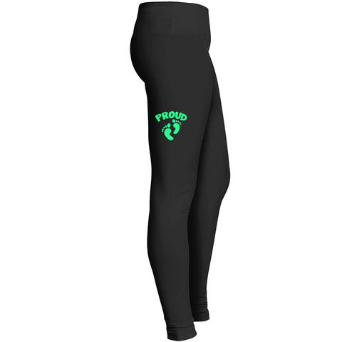 Proud Grandma With Cute Little Maternity Feet Tshirt 5 2 Leggings